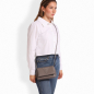 Preview: Crossbody Bag aus Kalbsleder Taupe