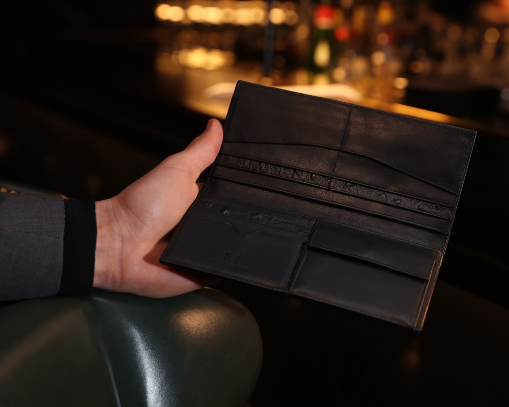 Brieftasche aus Kalbsleder mit Prägung 9 cc -HADES-