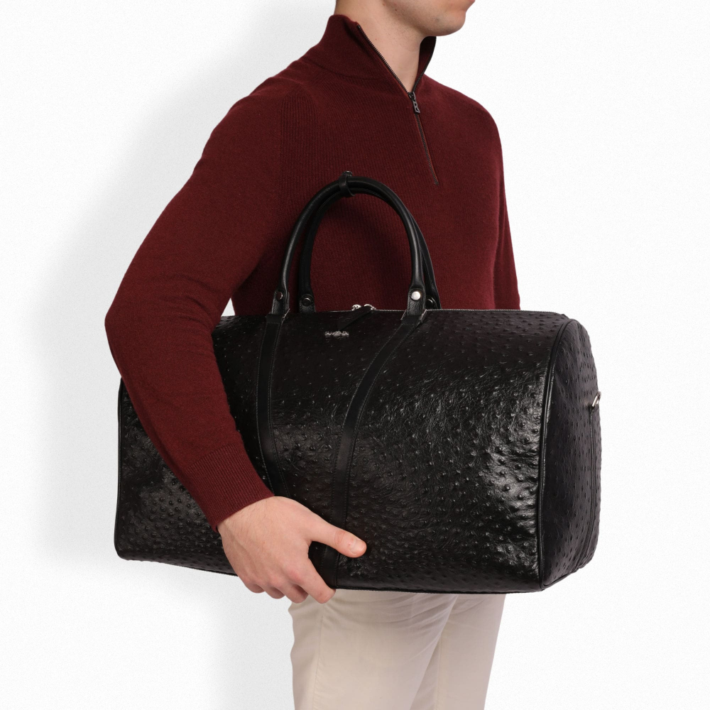 Travel bag made of calfskin with exclusiv embossing