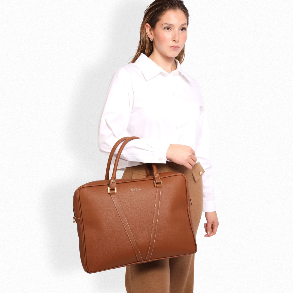 Briefcase made of grained calf leather brown contrast stitching