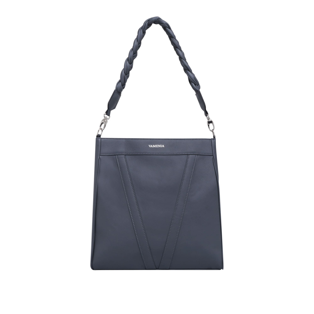 Shopper with magnetic closure made of calfskin gray